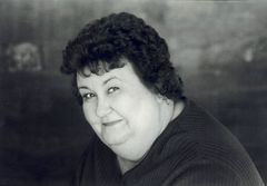 Kathy Lamkin interpreta Chicken Shack Manager