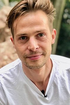 Benjamin Ramon interpreta Eric Chappel