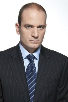 Lucas Fuica interpreta Don Beltran de Loyola