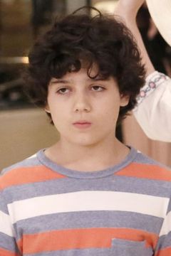 Kolia Abiteboul interpreta Lucas