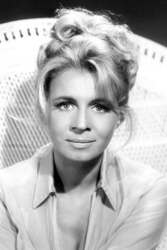 Salome Jens interpreta Collie at HQ (voice)