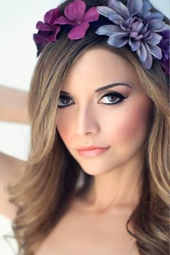 Cynthia Mendez interpreta Yolanda