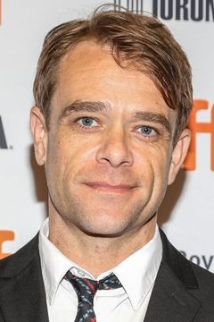 Nick Stahl interpreta Charles E.'Chuck' Norstadt