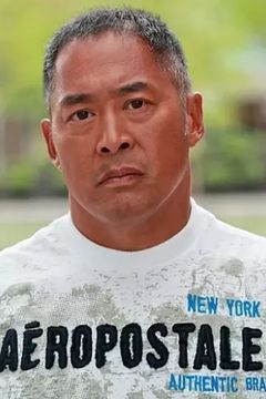 Randy Lee interpreta Hun #1