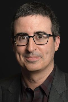 John Oliver interpreta Vanity Smurf (voice)