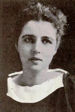Doris Rankin interpreta Party Guest