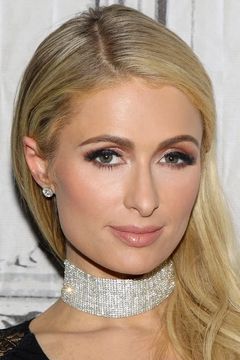 Paris Hilton interpreta Paris Hilton