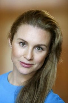 Iva Krajnc Bagola interpreta Zala