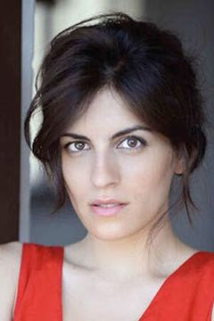 Valeria Zazzaretta interpreta Monica Poggi