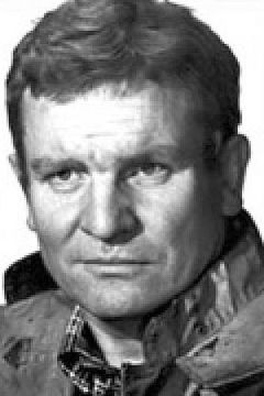 Aleksandr Yanvaryov interpreta Straube