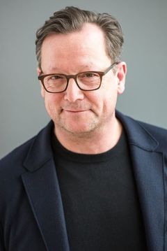Matthias Brandt interpreta August Benda