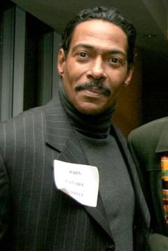 John Canada Terrell interpreta Todd