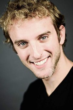 Alex Gravenstein interpreta NASA Tech