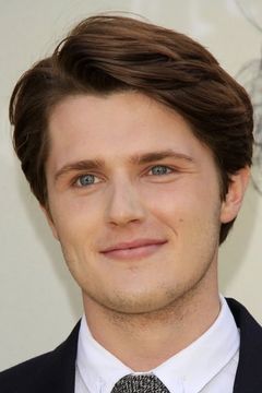 Eugene Simon interpreta Lancel Lannister