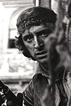 Rocco Lerro interpreta Pendleton Man (uncredited)