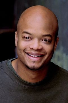 Todd Bridges interpreta Todd Bridges