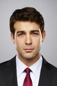 James Wolk interpreta Jackson Oz