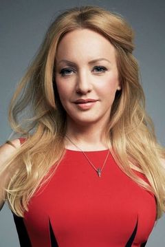 Wendi McLendon-Covey interpreta Carly