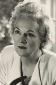Katherine Anne Porter interpreta Miss Molyneux #2