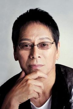Ren Osugi interpreta Fujiwara