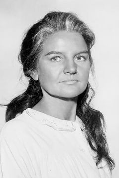 Vivian Nathan interpreta Mrs. Kovac