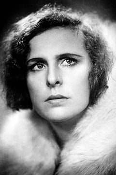 Leni Riefenstahl interpreta Self - Filmmaker (archive footage)