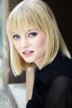 Cariba Heine interpreta Rikki Chadwick