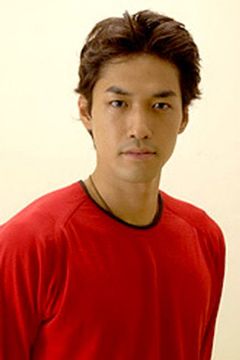 Ken Kaito interpreta Jin Saruhashi