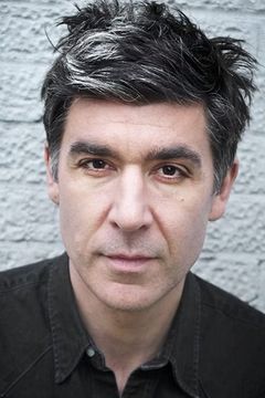 James Lance interpreta Milo North