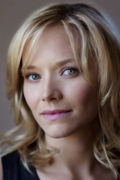 Adrienne Pickering interpreta Allison
