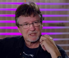 David Carson interpreta Geek