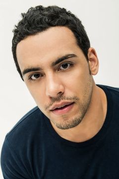 Victor Rasuk interpreta Tre Morales