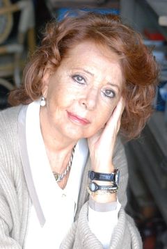 Luisella Boni interpreta Andreina, Gianfilippo's mother
