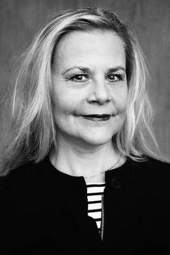 Sigrún Edda Björnsdóttir interpreta Ragnheiður