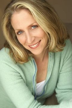 Carrie Aizley interpreta Fern City Show Spectator