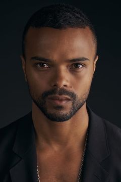 Eka Darville interpreta Malcolm Ducasse