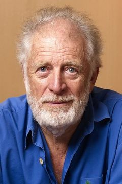Chris Blackwell interpreta Self