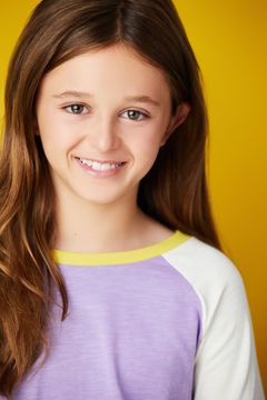 Kinsley Isla Dillon interpreta Younger Ginny