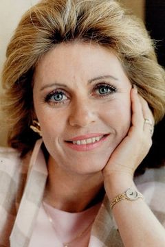 Patty Duke interpreta Rita