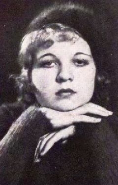 Thelma Woodruff interpreta Mary (uncredited)