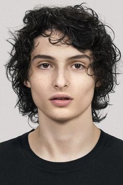 Finn Wolfhard interpreta Miles
