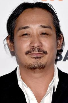 Sunny Pang interpreta Ching