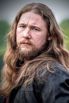 Lewis Wright interpreta Zombie (uncredited)