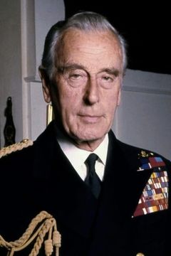 Louis Mountbatten interpreta Self (archive footage) (uncredited)