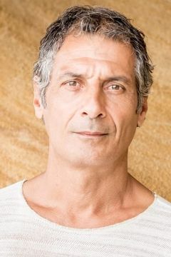 Harry Pavlidis interpreta Giancarlo's Man