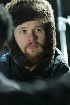 Joonas Makkonen interpreta Romanian Soldier