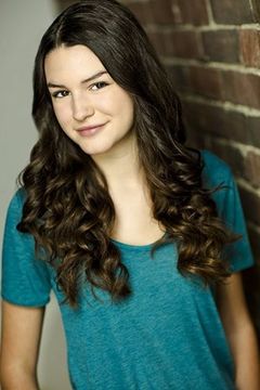 Tori Barban interpreta Sarah Tanning