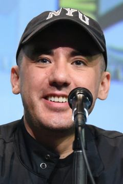 Michael Dougherty interpreta Fighter Pilot (uncredited)