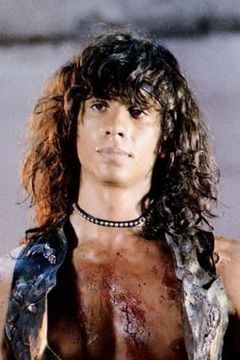 Mark Gregory interpreta Adam