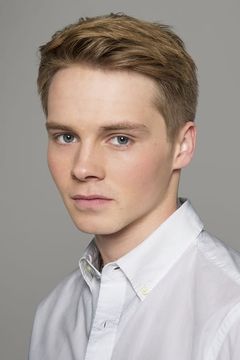 Sam Strike interpreta Monte Rissell